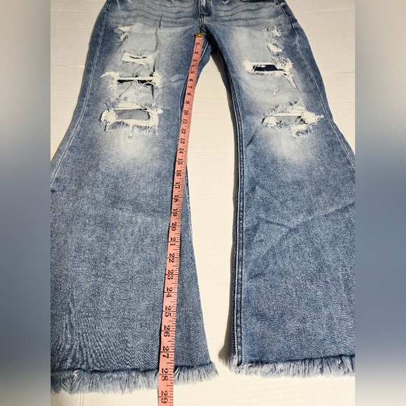 Kancan Distressed Flare Jeans Raw Hem Bell Bottom Light Wash Size 33 - Picture 14 of 16